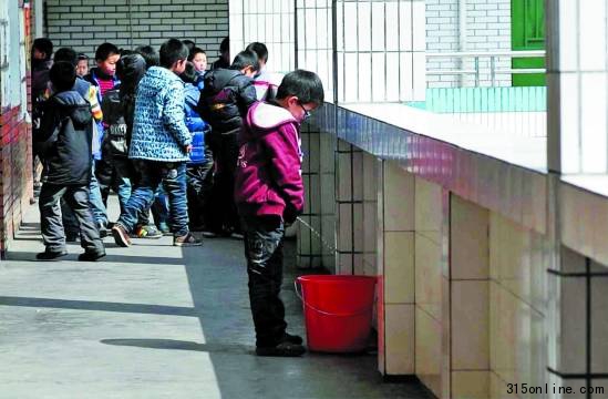 浙江小學收集童子尿煮雞蛋 已入選當?shù)胤沁z(圖)