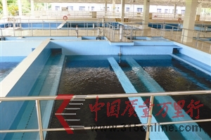 深水集團梅林水廠各項指標都達到了發(fā)達國家的水質(zhì)標準。 深水集團梅林水廠各項指標都達到了發(fā)達國家的水質(zhì)標準。